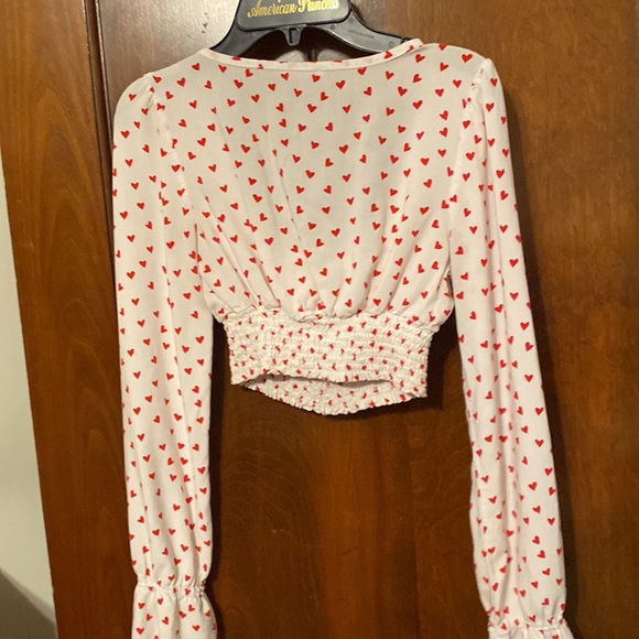 Adorable 2 piece set with ❤️ red hearts all over 😍😍😍 - Picture 8 of 16